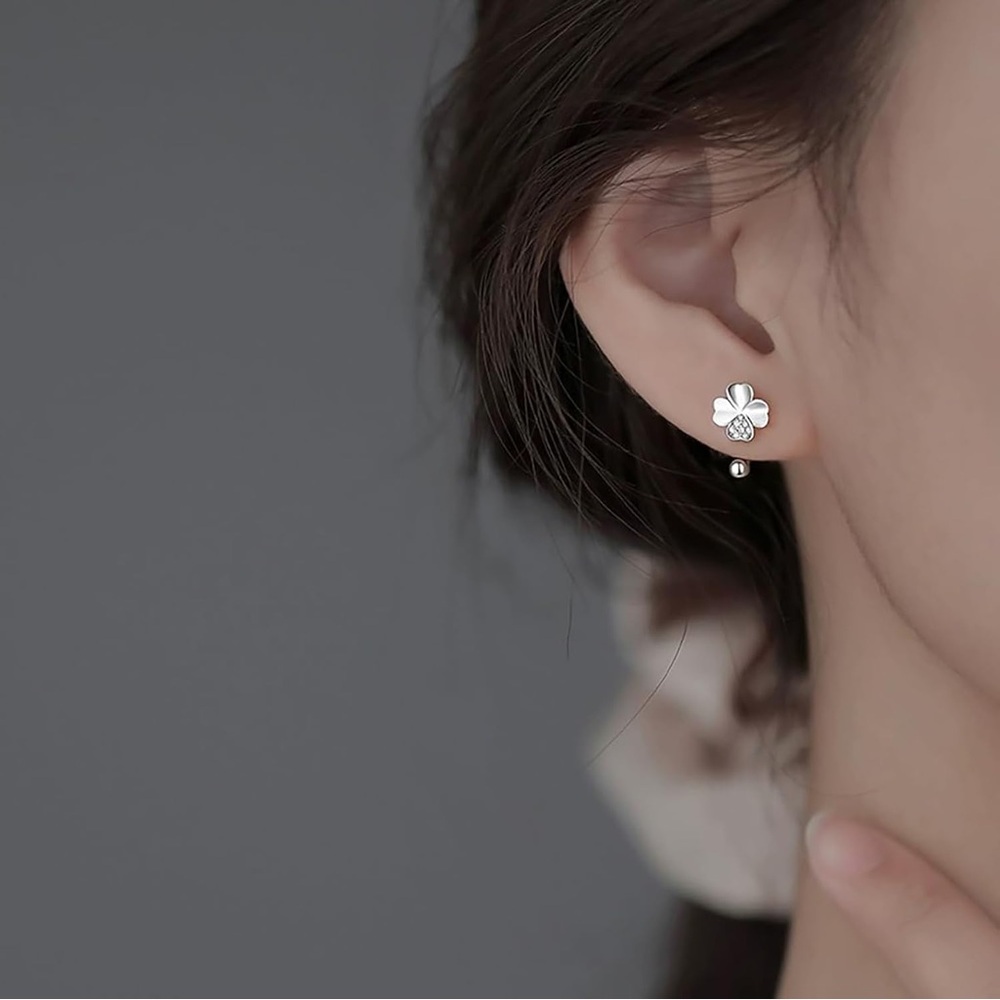 Silver Clover Leaf Hoop Earrings Cartilage Helix Piercing Ball Screw Backs